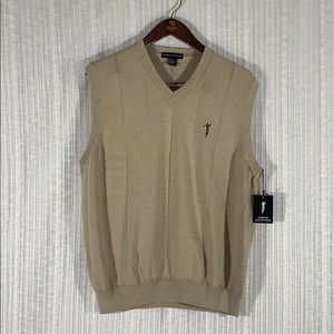 Fairway Outfitters V Neck Sweater Vest - Size-Med